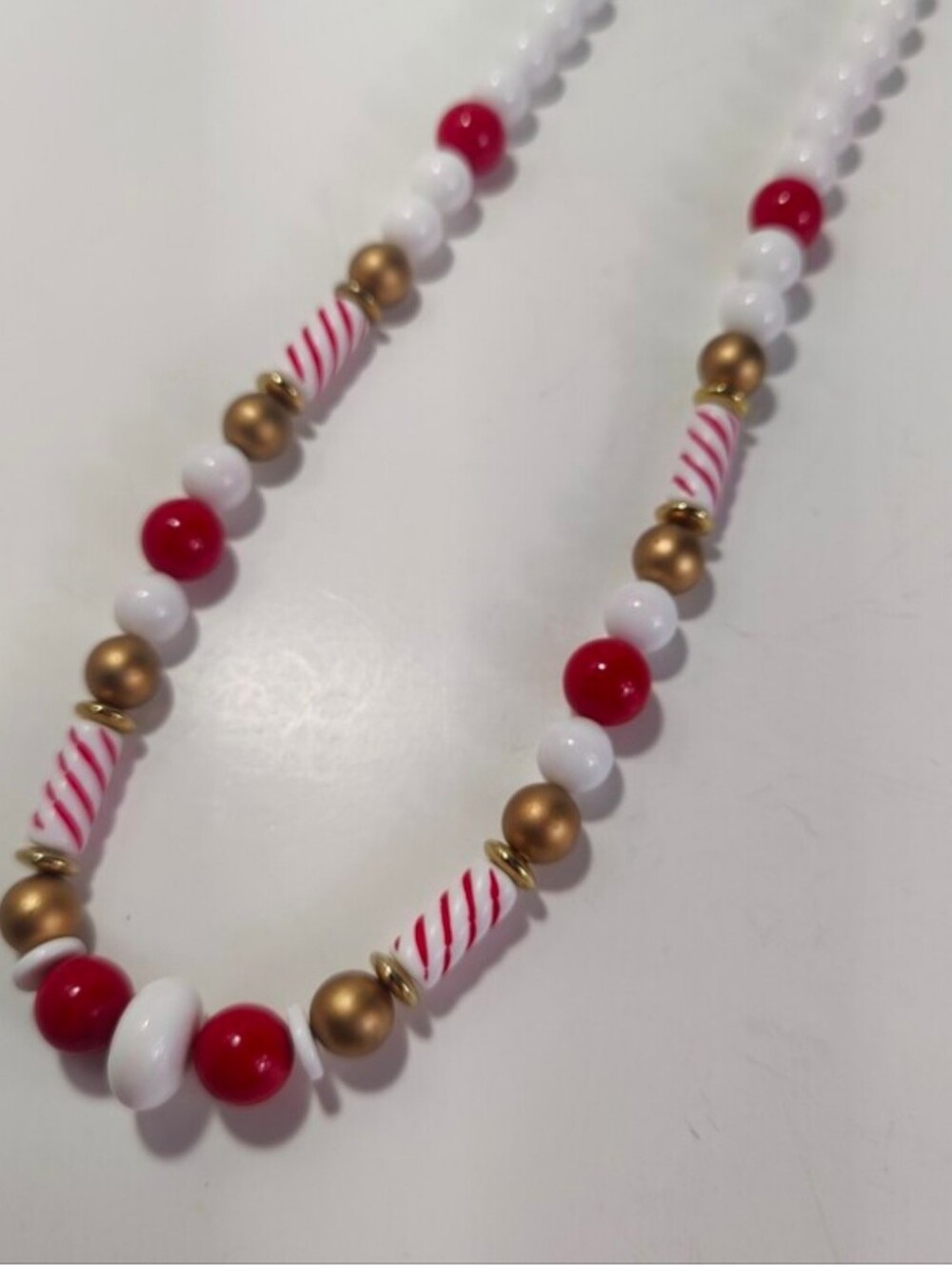 Vintage Avon Port of Call Nautical Beaded Necklace Red White Gold Coastal 22"